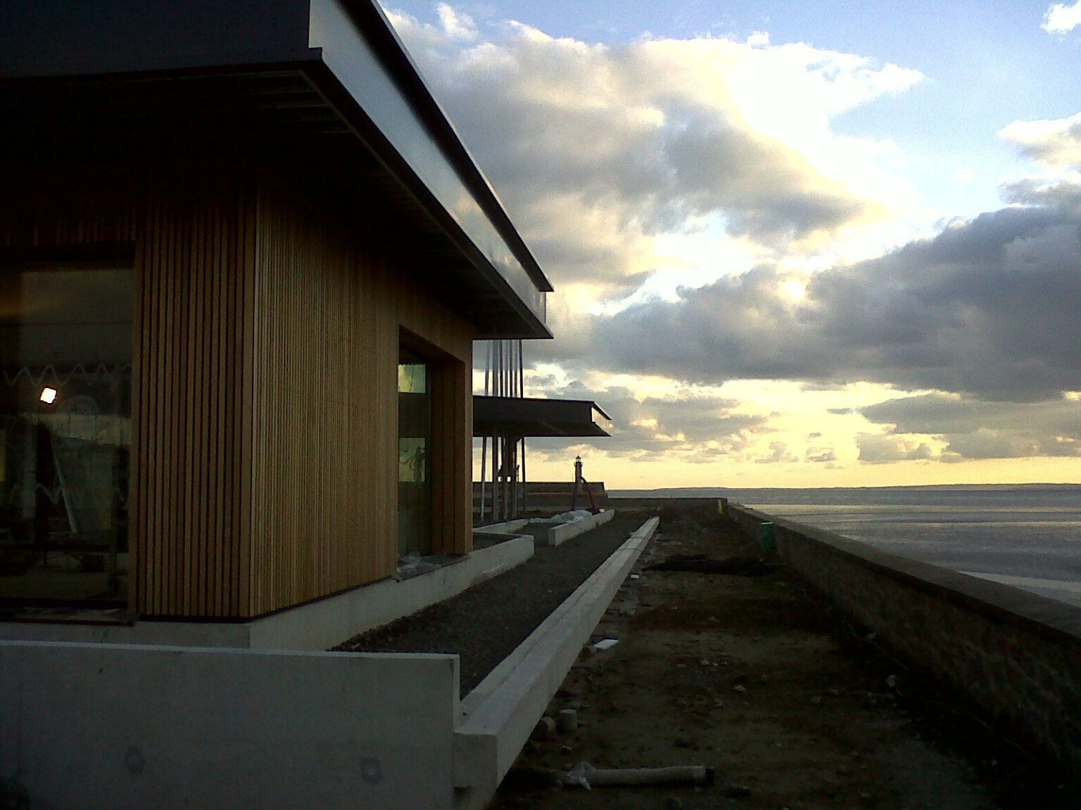 IMG03794-20121211-0950